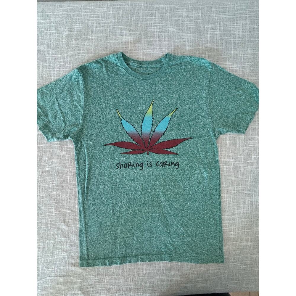 🔥 RARE FIND! Life Clothing Co. "Sharing is Caring" Cannabis Tee 🔥